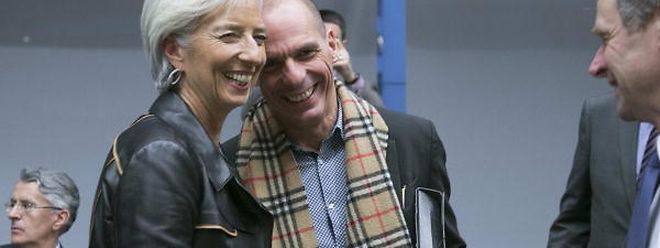 Laut IWF-Chefin Christine Lagarde, hier mit dem ehemaligen griechischen Finanzminister Yanis Varoufakis, sei die Schuldenlast für Athen "untragbar".