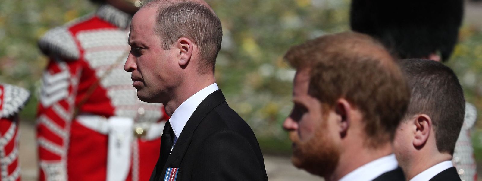 Prinz William und Prinz Harry bei der Trauerfeier für Prinz Philip am Samstag.
