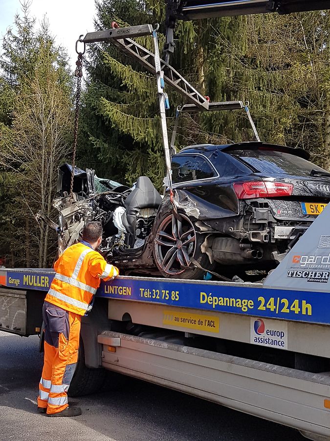 Drei Fahrzeuge waren insgesamt in den Unfall verwickelt. 