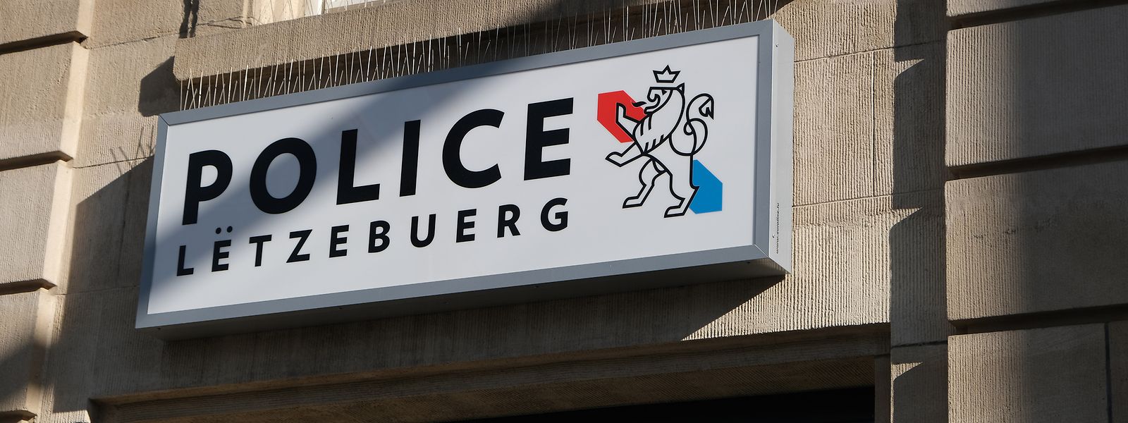 Die Polizei bittet die Bevölkerung um Hinweise zu den Vorfällen in Diekirch.