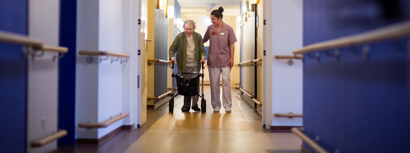 In Alten- und Pflegeheimen ist die soziale Betreuung für die Gesundheit der Bewohner von zentraler Bedeutung.