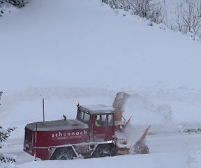 Schneefräse im Einsatz