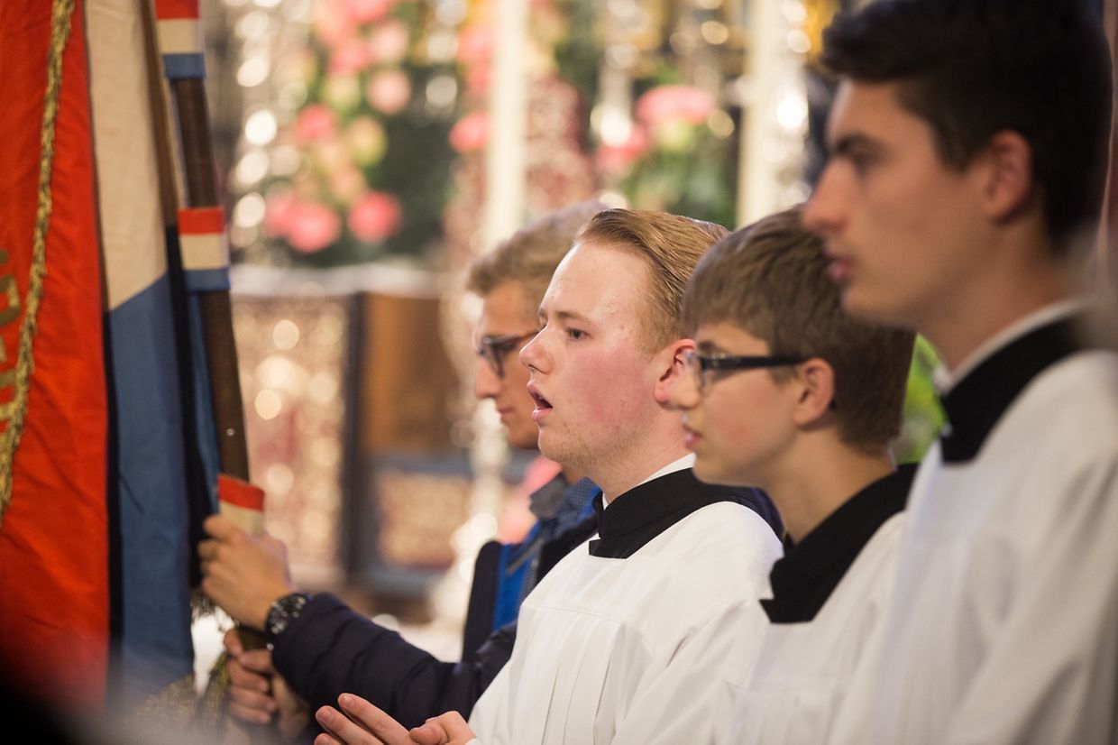 Messe für das Athenäum und die "Lycéen" der Stadt Luxemburg. 