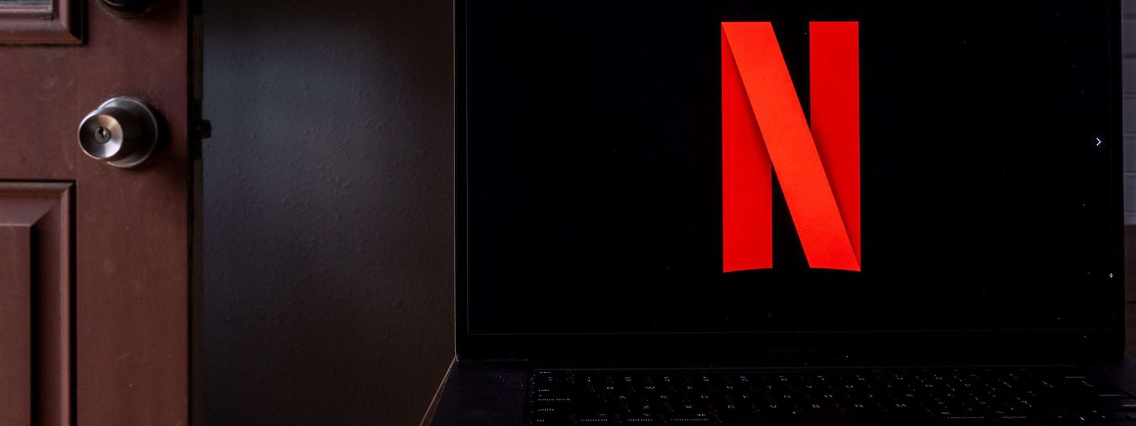 En tout, Netflix a réalisé 7,9 milliards de dollars de chiffre d'affaires de janvier à mars, soit près de 10% de plus qu'il y a un an.