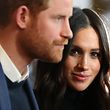 ARCHIV - 13.02.2018, Großbritannien, Edinburgh: Meghan, Herzogin von Sussex und ihr Mann, Prinz Harry nehmen an einem Empfang für junge Leute im Holyroodhouse Palast in Edinburgh teil. (zu dpa «Herzogin Meghan wieder nach Kanada zurückgeflogen») Foto: Andrew Milligan/PA Wire/dpa +++ dpa-Bildfunk +++