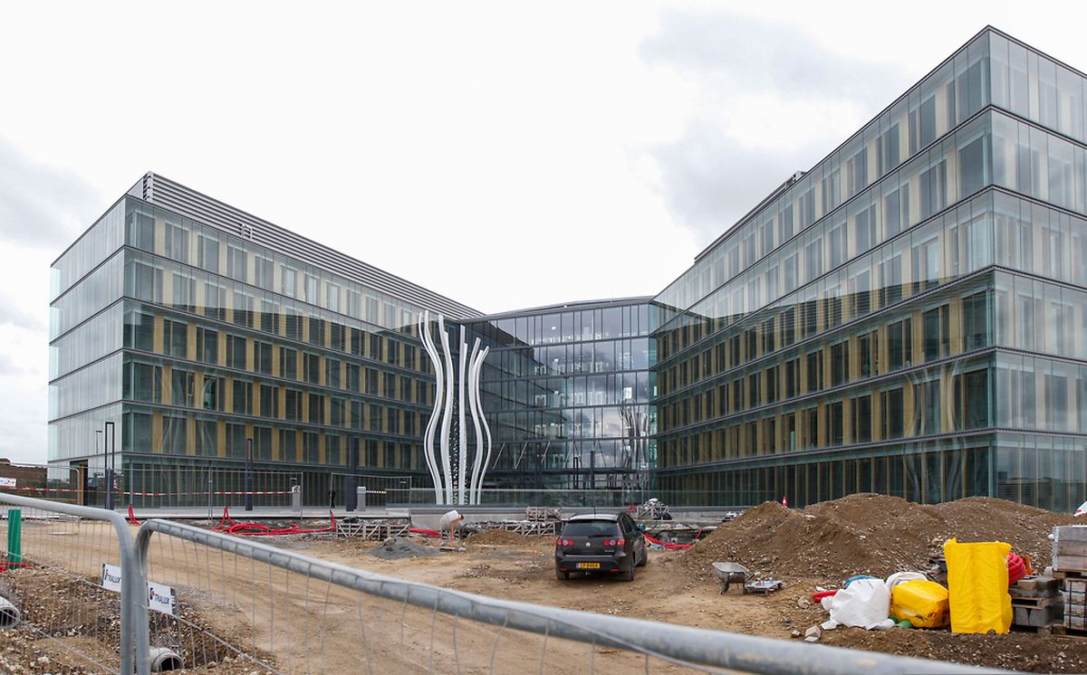 Mit der Beratungsfirma PwC hat der Ban de Gasperich seit kurzem seinen ersten "Bewohner". Noch steht das Gebäude etwas einsam da, doch sollen viele weitere Firmen folgen.