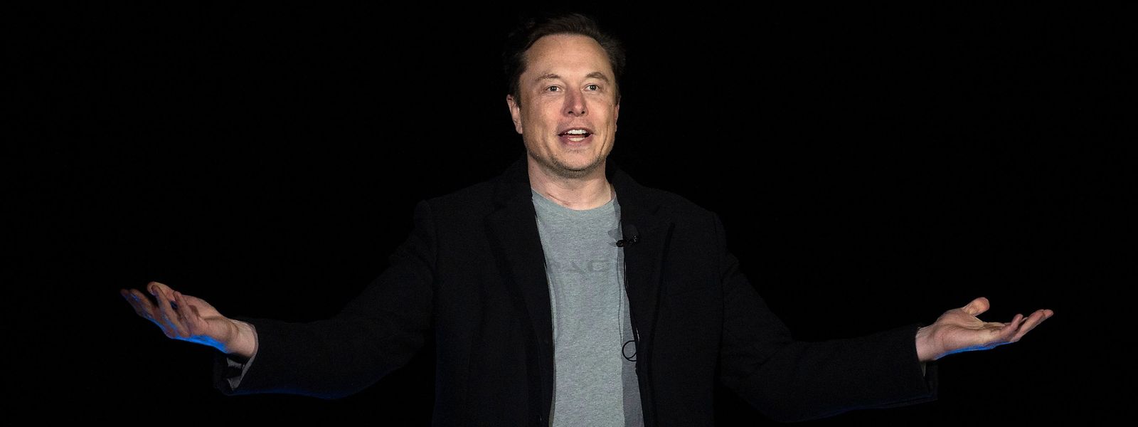 Elon Musk reproche aux journalistes concernés de pratiquer du "doxing".