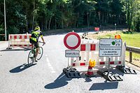 Vëlosummer 2022 - Regioun Mëllerdall-Tour#Osten. Etliche Straßen im Müllerthal waren am Wochenende für die Autos gesperrt. (Foto: Alain Piron)