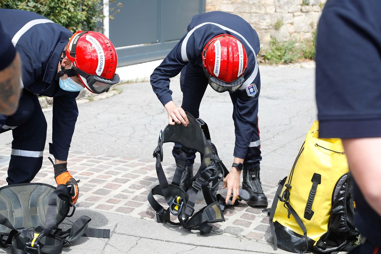 Lokales, Bockfiels, Bockfelsen, Examen, Prüfung, junge Feuerwehrleute lernen über Materialkentnis, Vorstieg und Absichern, Absturtzssicherung Foto: Anouk Antony/Luxemburger Wort