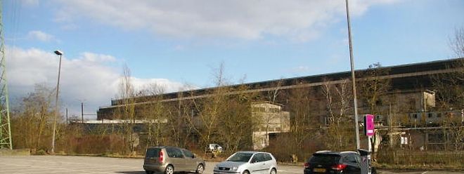 Am Langzeitparkplatz beim Schifflinger Stahlwerk könnten neue Einsatzzentren für Feuerwehr und Polizei entstehen.