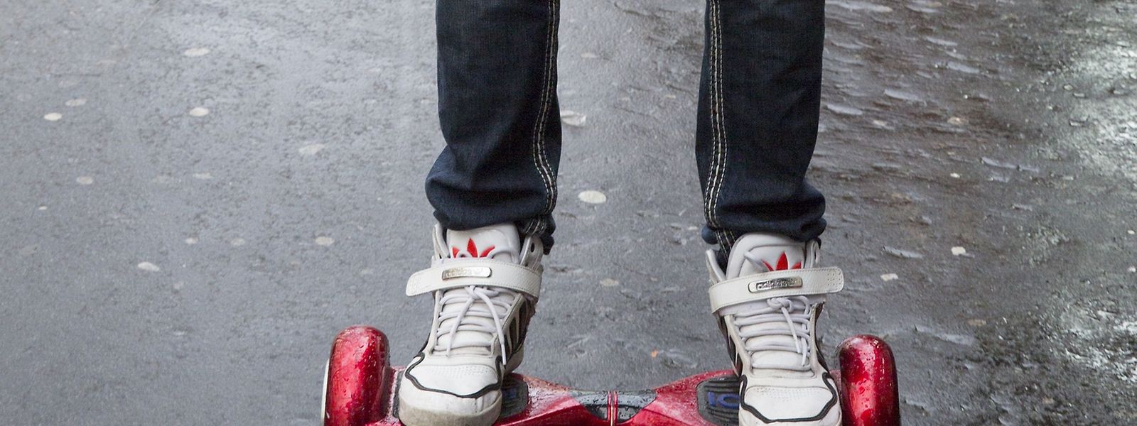 L'engin est hypersensible, comme un "membre rajouté" la planche obéit aux mouvements du corps. 