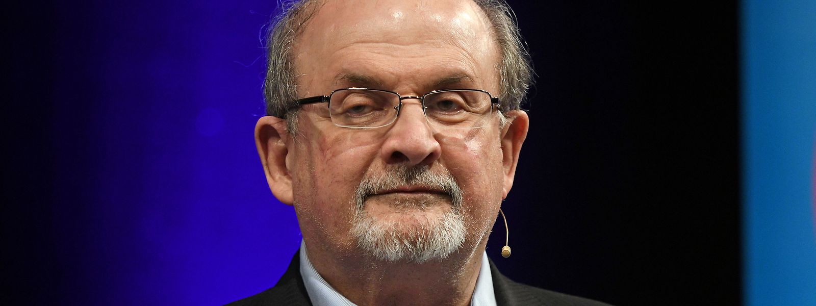 Salman Rushdie chocou parte do mundo muçulmano com a publicação, em 1988, da obra "Versículos Satânicos".