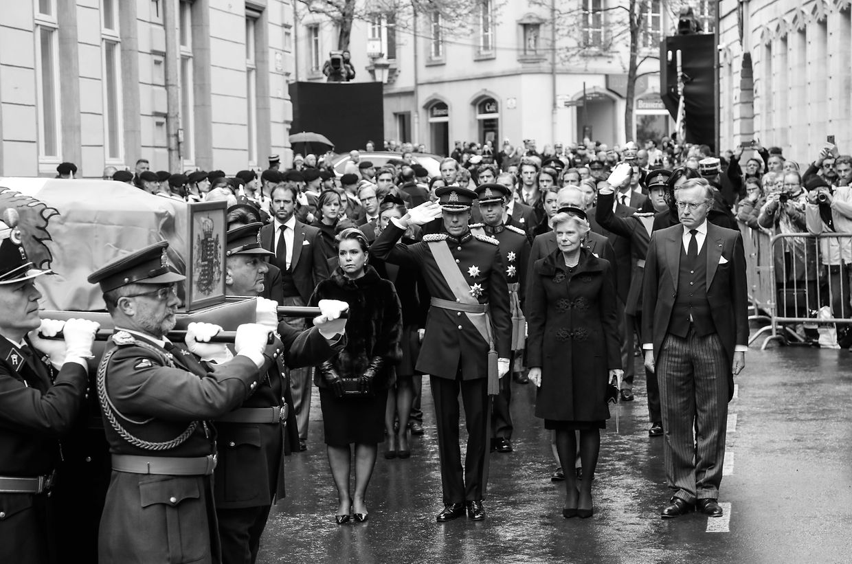 Lokales, Online, Kathedrale, Staatsbegräbnis Großherzog Jean, funérailles Grand-Duc Jean, Eingang Kathedrale,
