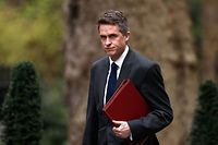 (FILES) In this file photo taken on April 02, 2019 Britain's Defence Secretary Gavin Williamson arrives in Downing Street in London for a cabinet meeting. - Downing Street has announced on May 1, 2019, that Britain's Prime Minister Theresa May has sacked her Defence Secretary Gavin Williamson following an investigation into the leaking of information from a National Security Council meeting. (Photo by Adrian DENNIS / AFP)