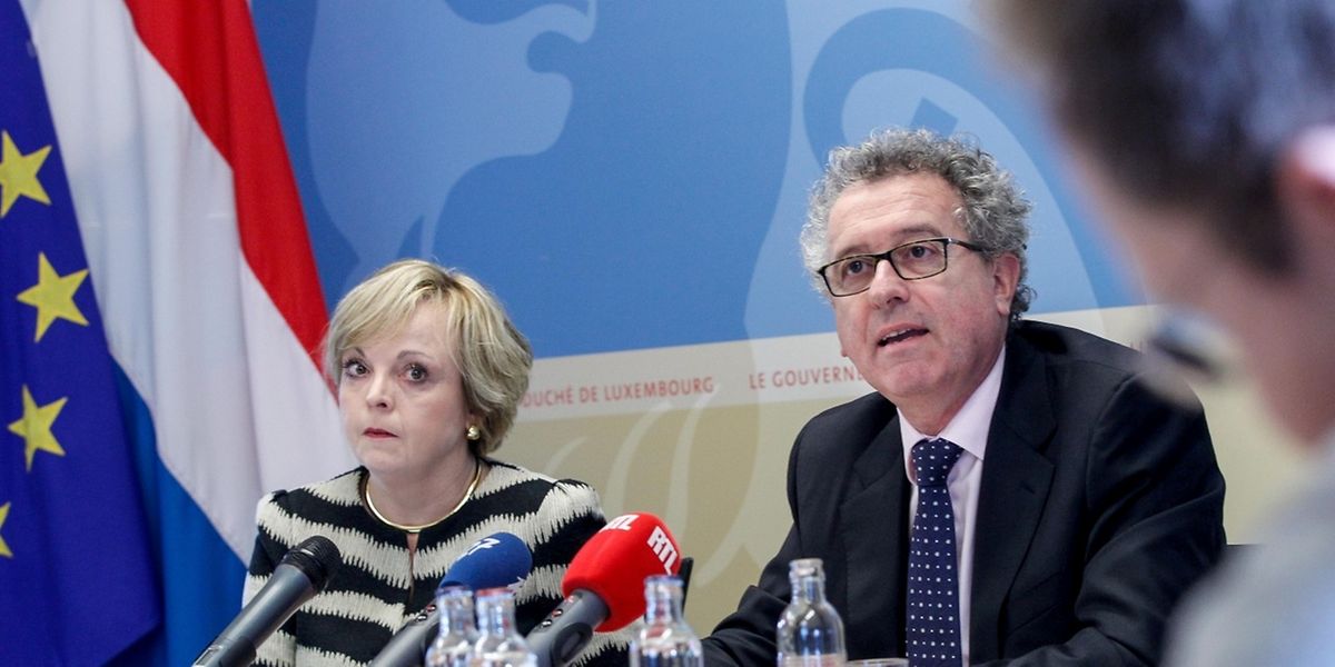 Le ministre Pierre Gramegna aux côtés de Pascale Toussing (ministère des Finances)