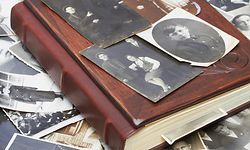 Ahnenforschung Stammbaum Vorfahren Familie Familienalbum Familiengeschichte