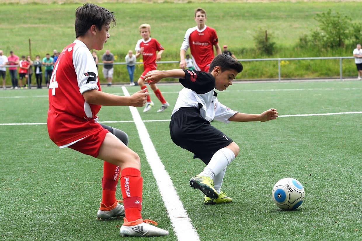 Entente Osten - Red Star Merl Belair.