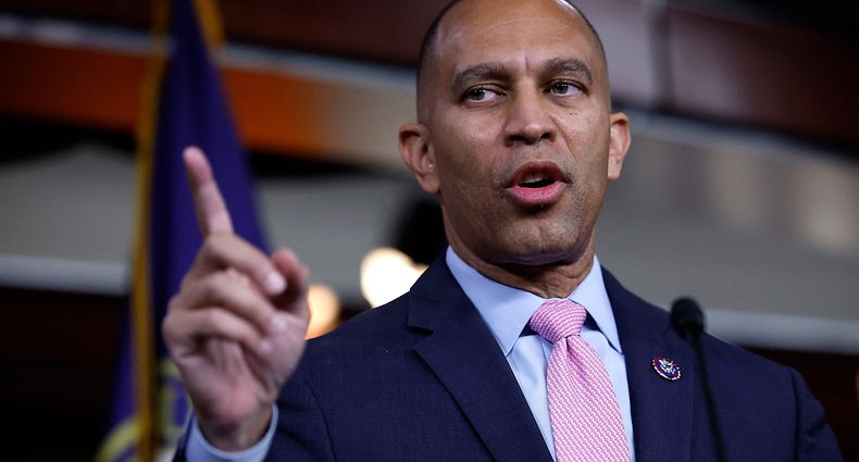 WASHINGTON, DC - NOVEMBER 30: Rep. Hakeem Jeffries (D-NY) (C) holds a news conference after he was elected leader of the 118th Congress by the House Democratic caucus at the U.S. Capitol Visitors Center on November 30, 2022 in Washington, DC. Jeffries was elected to succeed Speaker Nancy Pelosi (D-CA) as leader of the Democrats in the chamber next year, making him the first Black person to lead one of the two major parties in either chamber of Congress. Rep. Katherine Clark (D-MA) was elected whip and Rep. Pete Aguilar (D-CA) was elected caucus chair for the 118th Congress. Chip Somodevilla/Getty Images/AFP (Photo by CHIP SOMODEVILLA / GETTY IMAGES NORTH AMERICA / Getty Images via AFP)