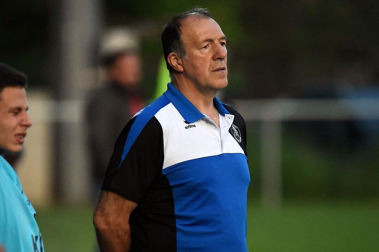 Äischdall (D1) - Merl (D2) 2-5. Francesco Controguerra, l’entraîneur de l’Alliance Äischdall.