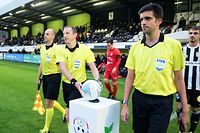 FLF Fussball Meisterschaft BGL Ligue Spielzeit 2019-2020 zwischen der AS La Jeunesse Esch und dem FC Differdingen 03 am 05.10.2019 Schiedsrichter Trio Kopriwa Becker und Hansen vor dem Spiel