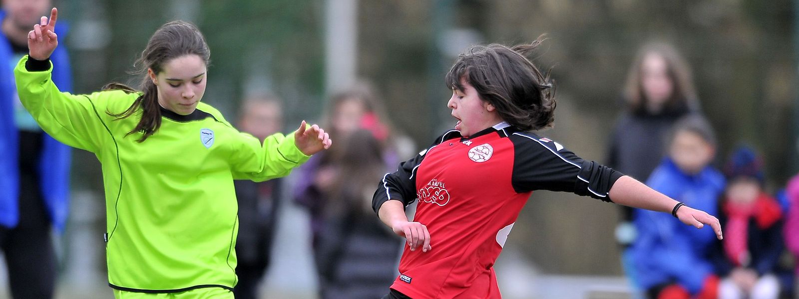 Immer beliebter: Die Mitgliederzahlen im Mädchenfußball steigen in Luxemburg stetig an.