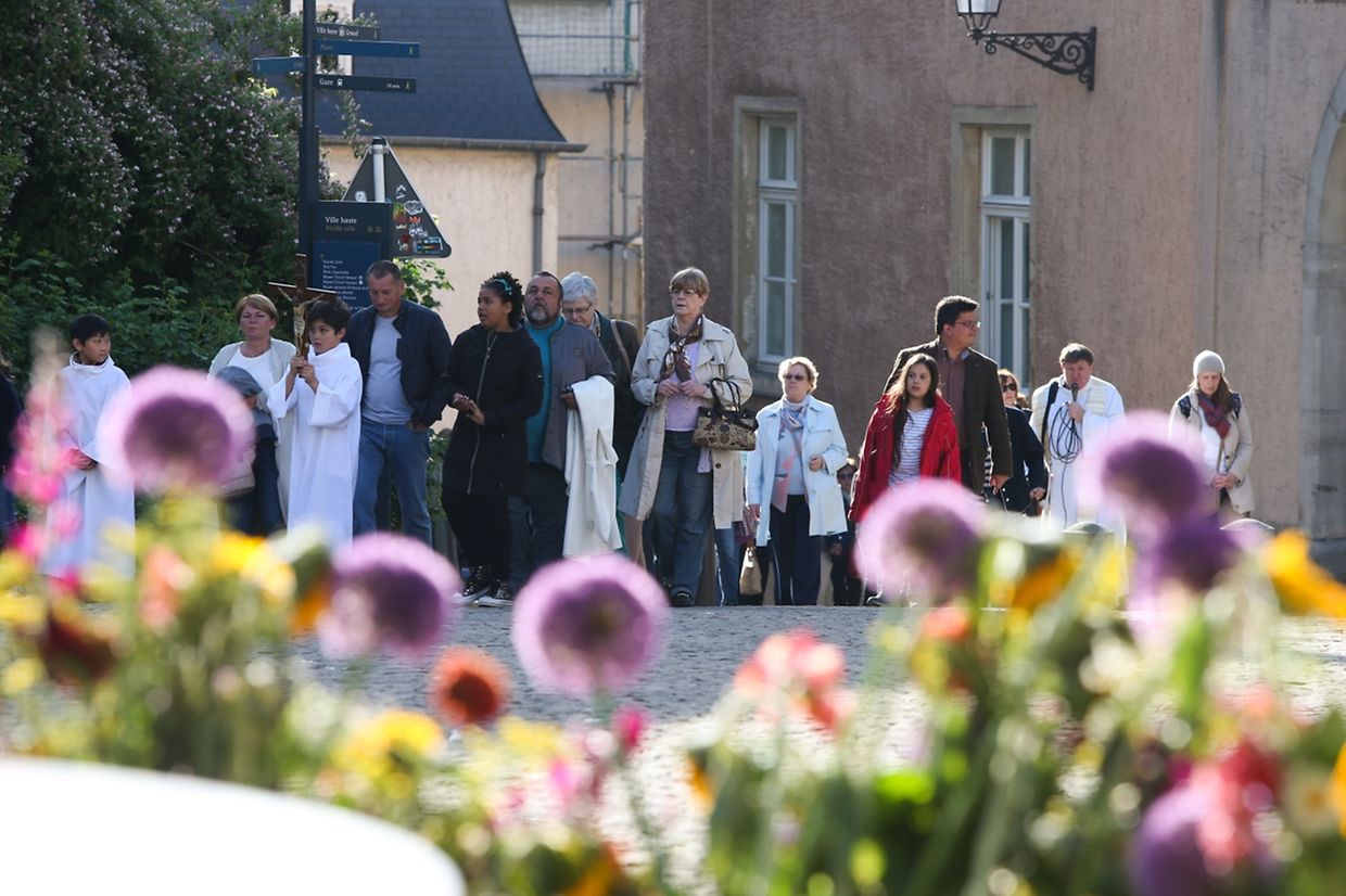 Messe für die neuen Pfarreien: “Diddeleng Saint-Martin“ & “Käldall Notre-Dame-des-Mineurs“. 