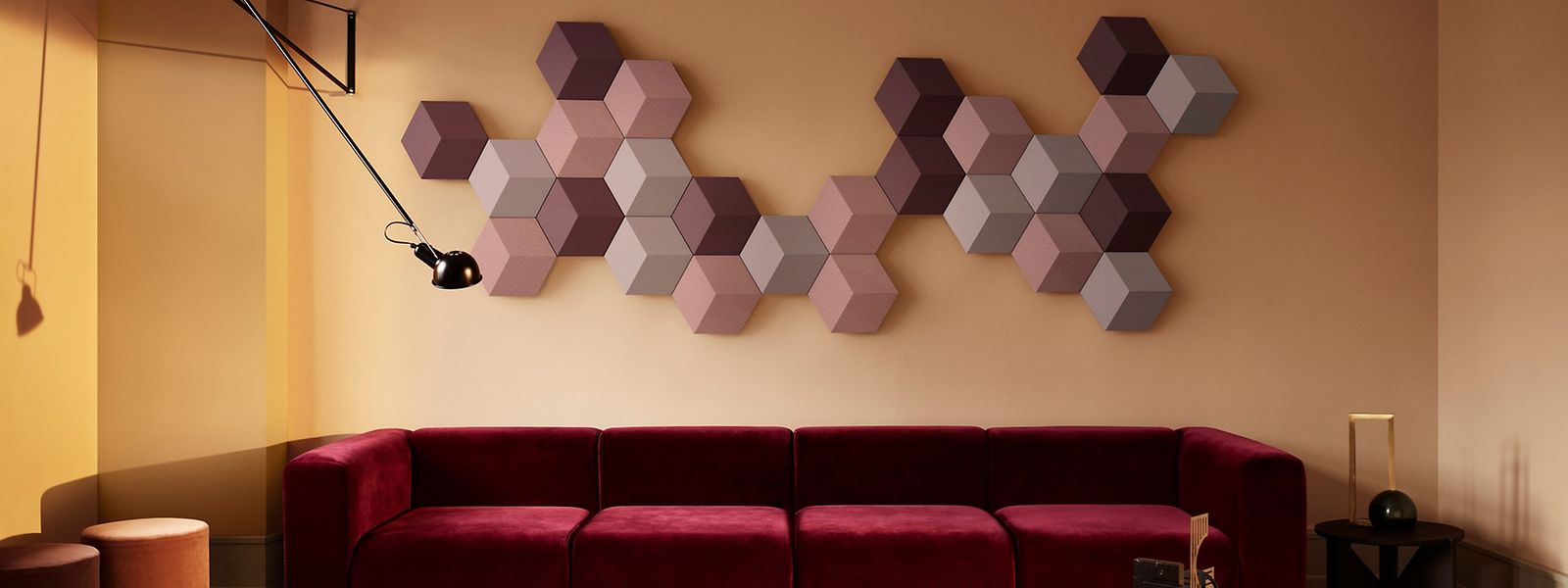 Die einzelnen Elemente lassen sich ganz individuell an der Wand anordnen.
