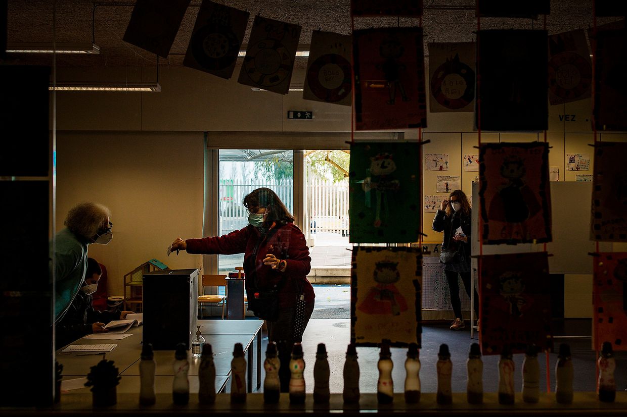 Mesa de voto no Parque das Nações, Lisboa.