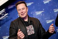 Die atemberaubende Kursrally des US-Elektroautobauers Tesla an der Börse hat Firmenchef Elon Musk zum reichsten Menschen der Welt aufsteigen lassen.