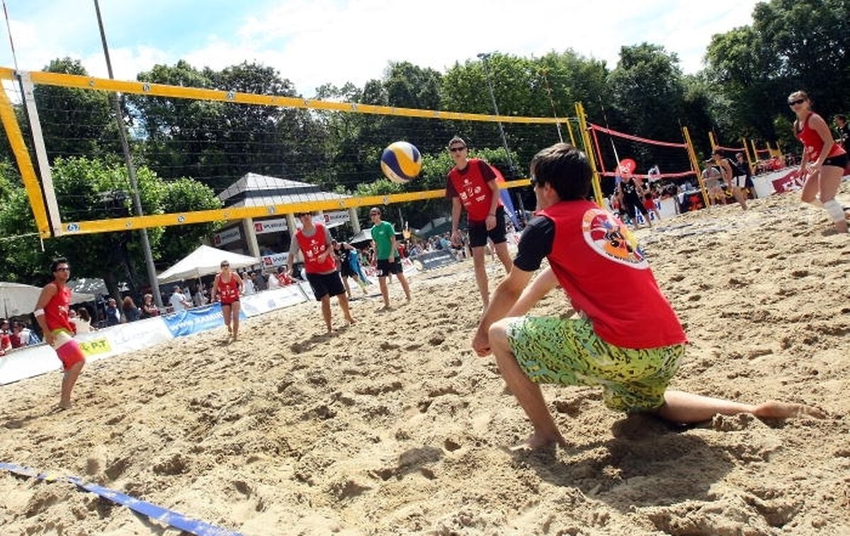mywort Fotos „Luxembourg Beach Open 2012“ am Escher „Gaalgebierg“