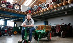 Mensch im Mittelpunkt - 30 Traktoren Zuhause, Oberdonven, le 23 Mars 2017. Photo: Chris Karaba