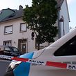 Die Polizei sperrt den Raum um den Tatort in der Rue de la Gare in Remich am späten Nachmittag des 24. Juli 2018 großräumig ab. Ein junger Mann hat zuvor in einer Wohnung seine Partnerin getötet.