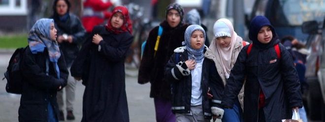 Muslimische Kinder verteilen sich derzeit auf die bestehenden Schulen. Eine Schule nur für moslemische Kinder wäre eine Neuheit.