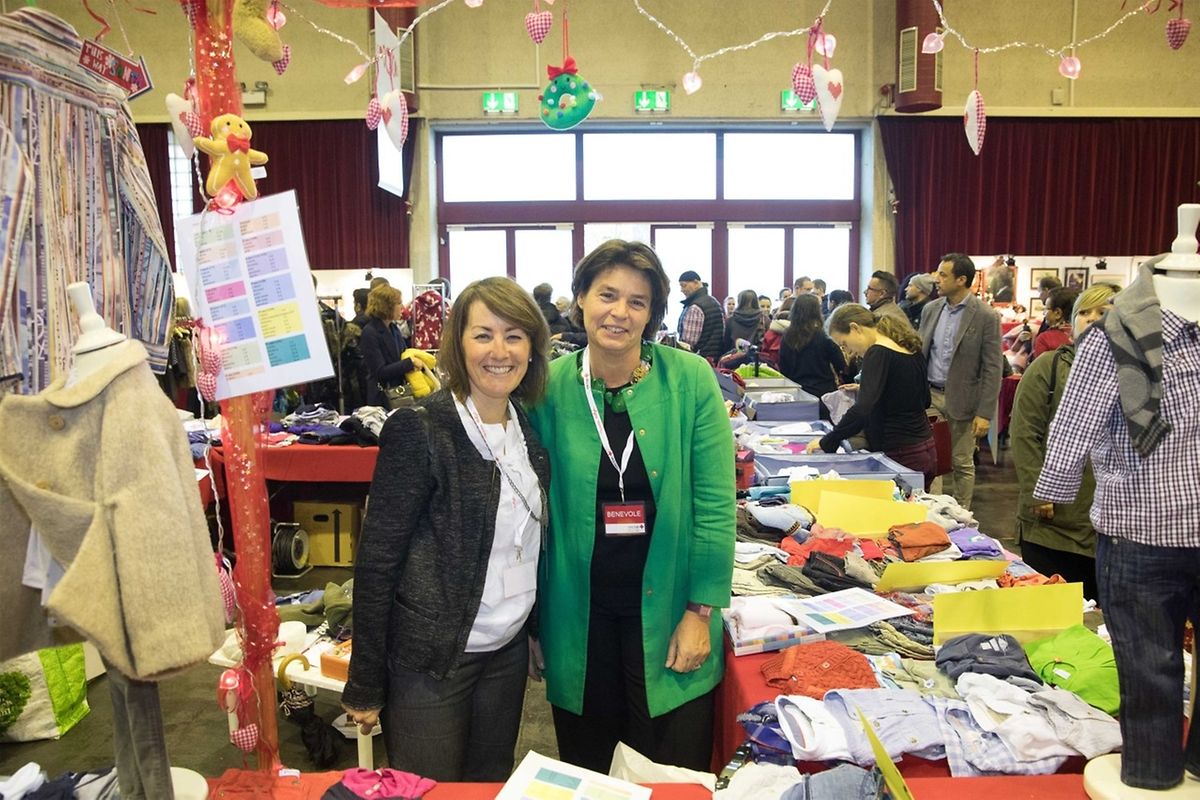 Der "Bazar" des Roten Kreuzes.