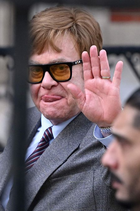 Auch Elton John nahm an der Verhandlung - auf Klägerseite - teil.