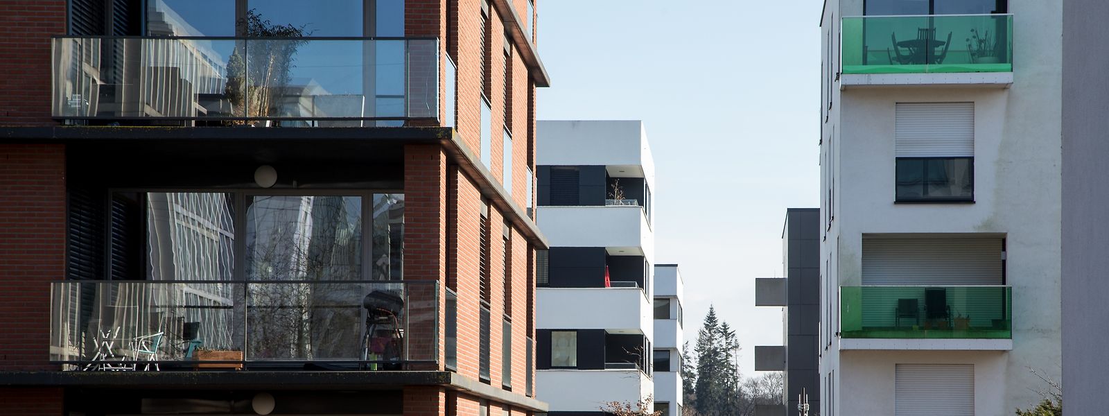 Ab dem 1.Januar 2019 werden Gewinne aus dem Verkauf von Immobilien, die nicht Hauptwohnsitz sind, wieder mit 21 Prozent (demi-taux global) besteuert.