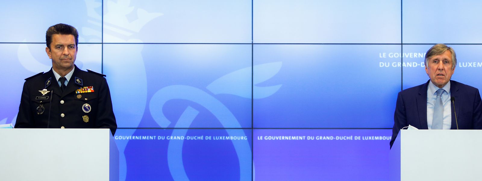 Polizeichef Philippe Schrantz und Minister für Innere Sicherheit François Bausch gaben am Freitag im Vorfeld der Lockerungen der Quarantäne-Maßnahmen ab kommenden Montag Erklärungen.