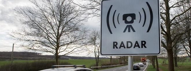 20 fixe Anlagen stehen an besonders gefährlichen Stellen entlang des Straßennetzes.