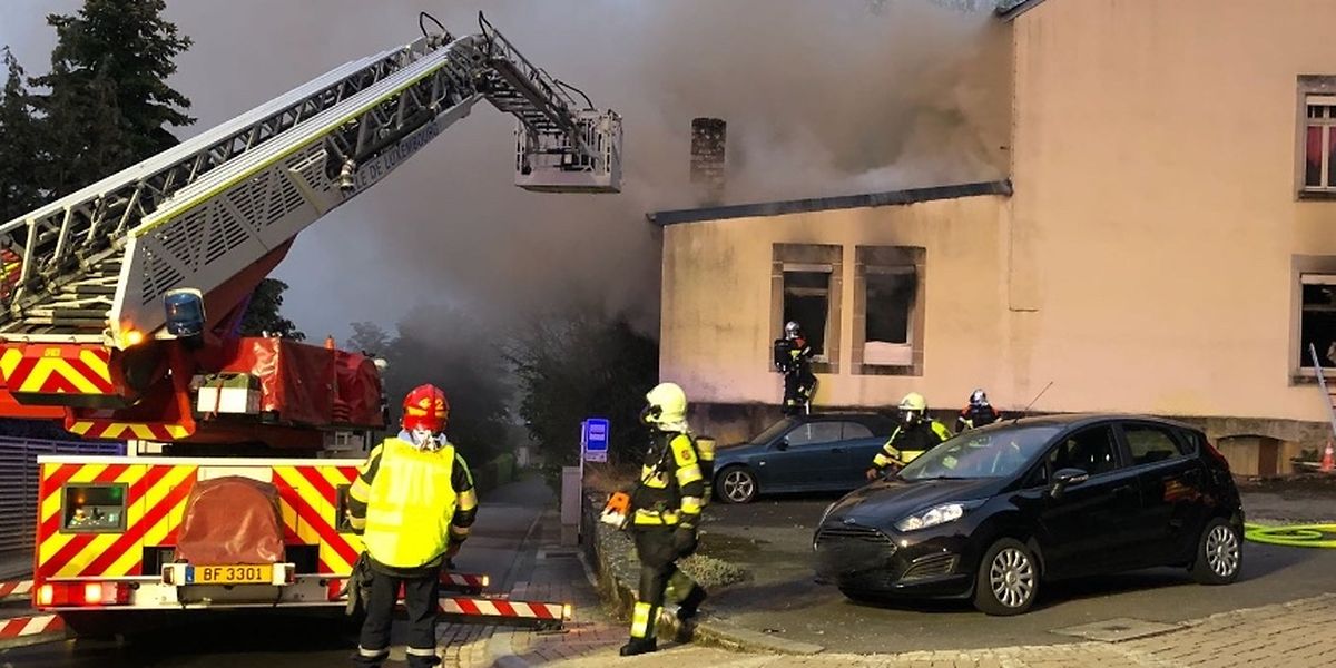 Nach einer Stunden hatten die Einsatzkräfte das Feuer unter Kontrolle.