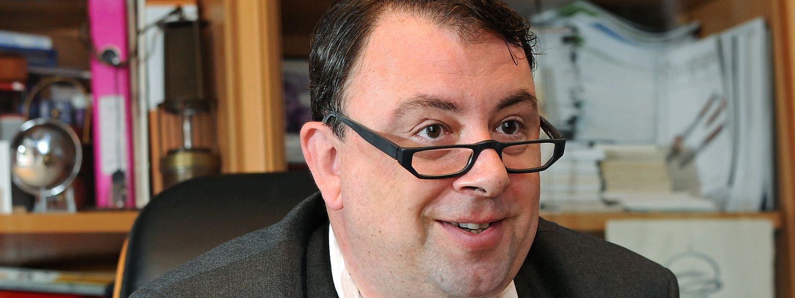 Dr. Claude Schummer belastet Jean-Louis Schiltz, es reagiert das HRS als Institution. 