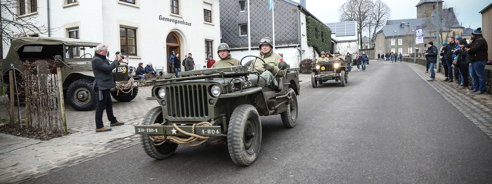 Mit historischen Militärfahrzeugen in allen Gassen schien Munshausen am Samstag regelrecht an den Thanksgiving-Tag des Jahres 1944 zurückkatapultiert.