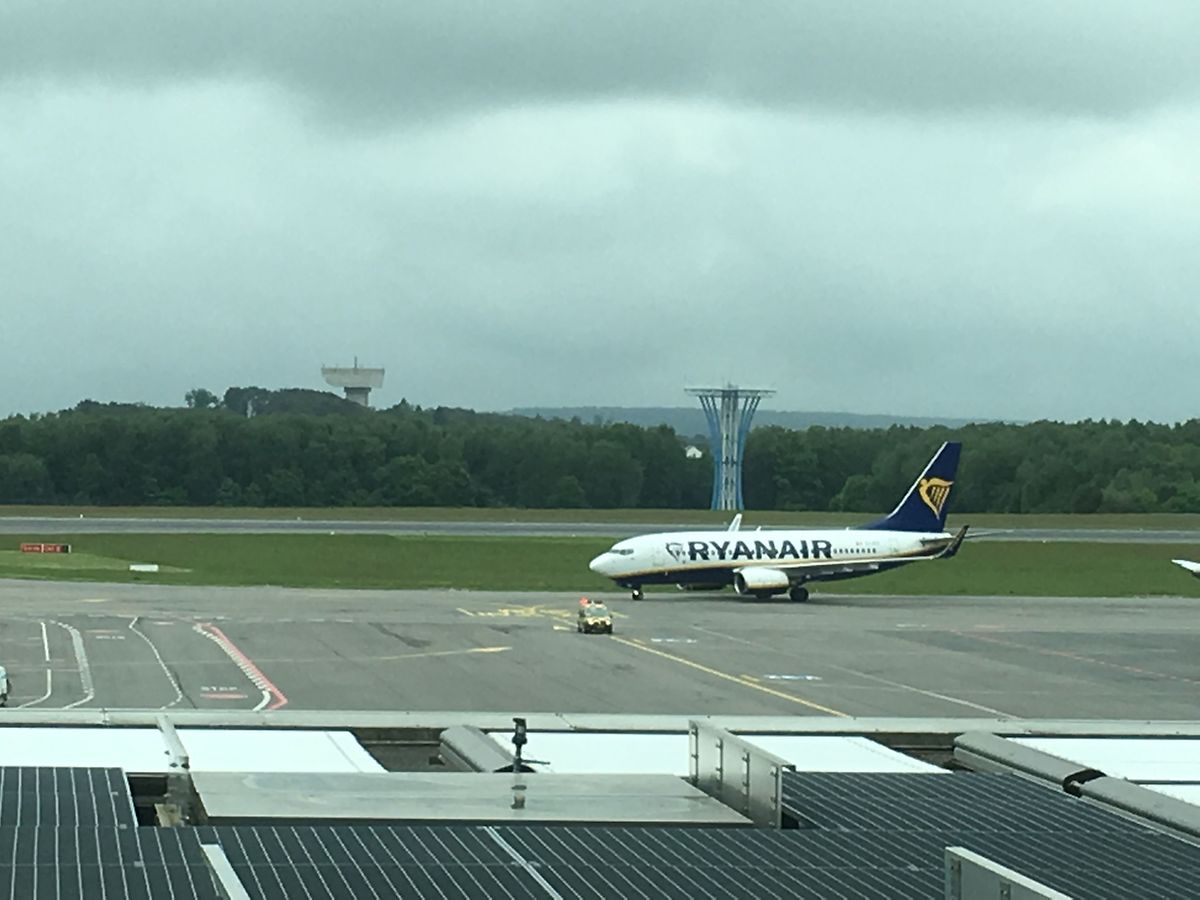 Hoje, um primeiro avião da Ryanair aterrou no Findel especialmente para o anúncio oficial durante a conferência de imprensa
