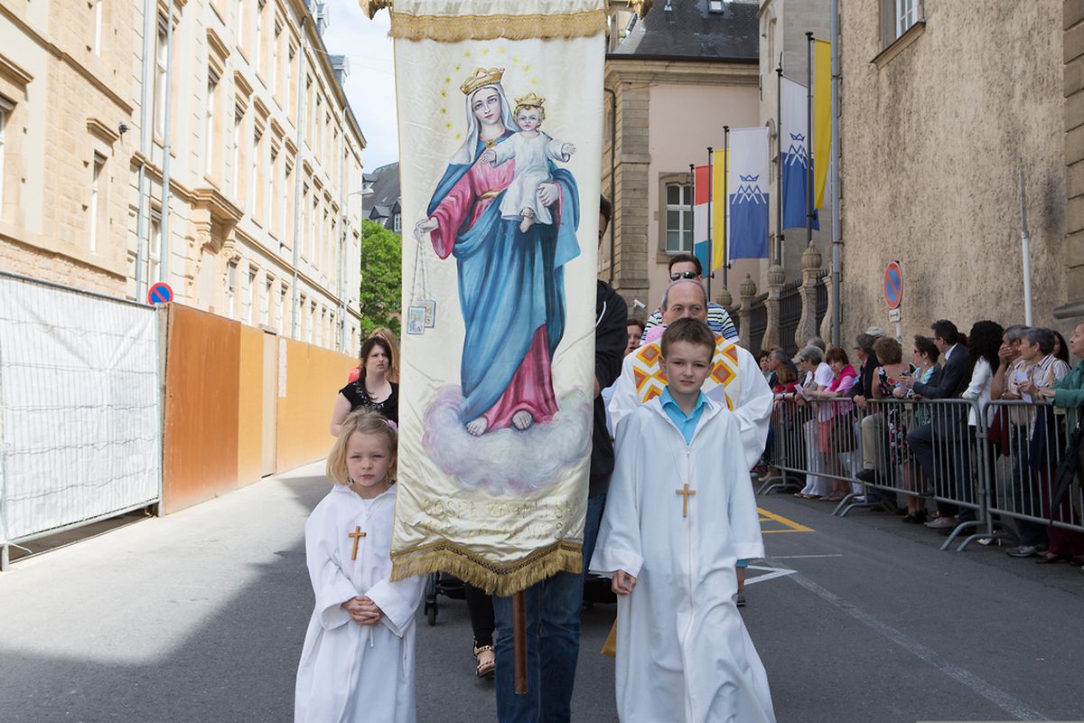 Octave Procession de cloture de l'Octave avec la messe 25.05.14 Joaquim Valente