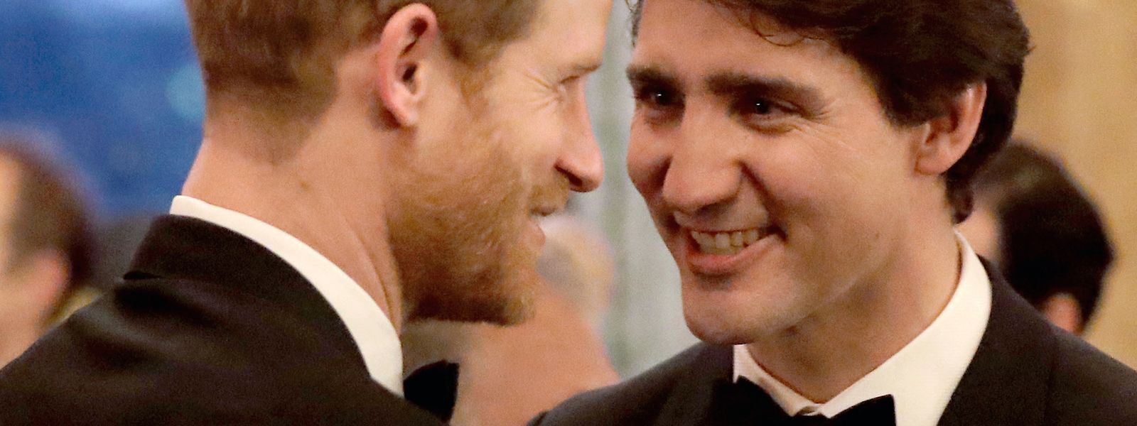 Für Justin Trudeau (r., mit Prinz Harry) sind noch einige Fragen offen, was den Umzug der Royals nach Kanada betrifft.