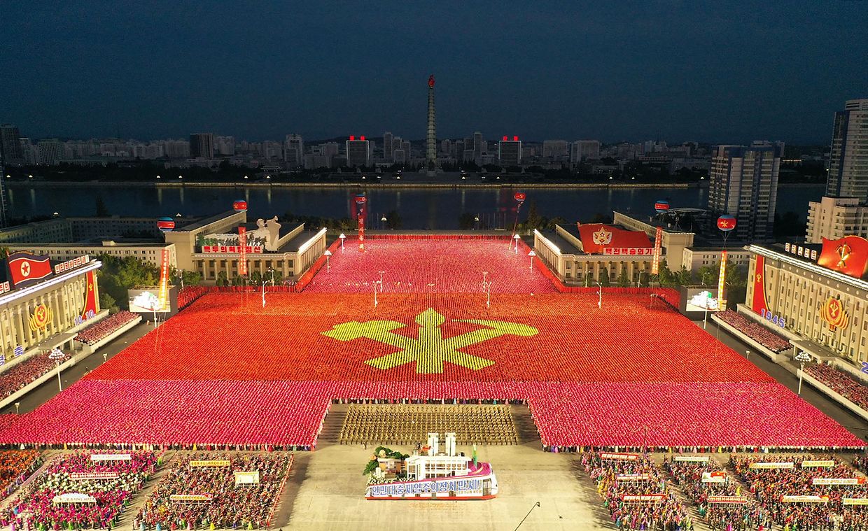 Celebração do 75º aniversário do Partido dos Trabalhadores no poder na Coreia do Norte