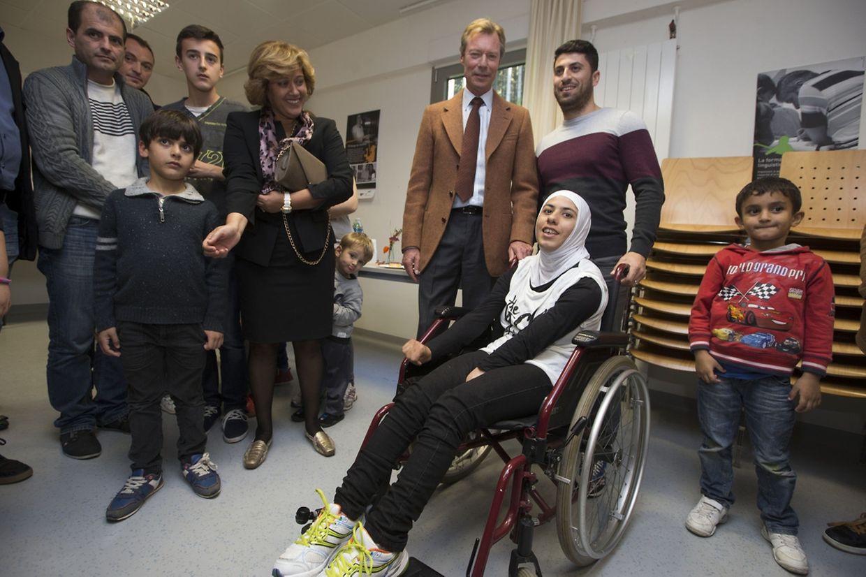 Das großherzogliche Paar informierte sich vor Ort über das Schicksal der Flüchtlinge.