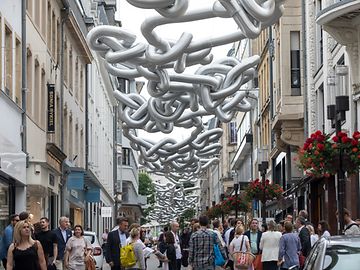 Künstlerinstallation: Frische Luft für Rue Philippe II