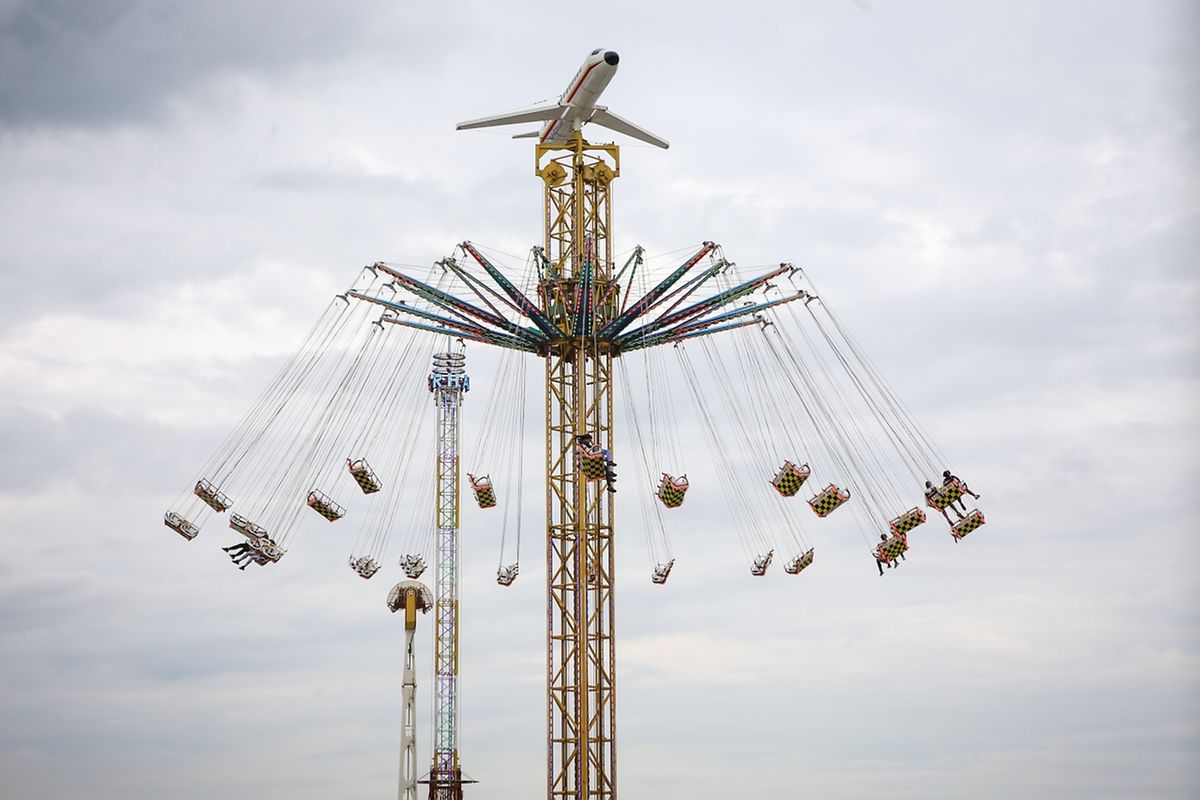 Die Schuberfouer auf dem Glacisfeld ist eröffnet. 20 Tage Spiel, Spaß und Spannung beginnen damit. 