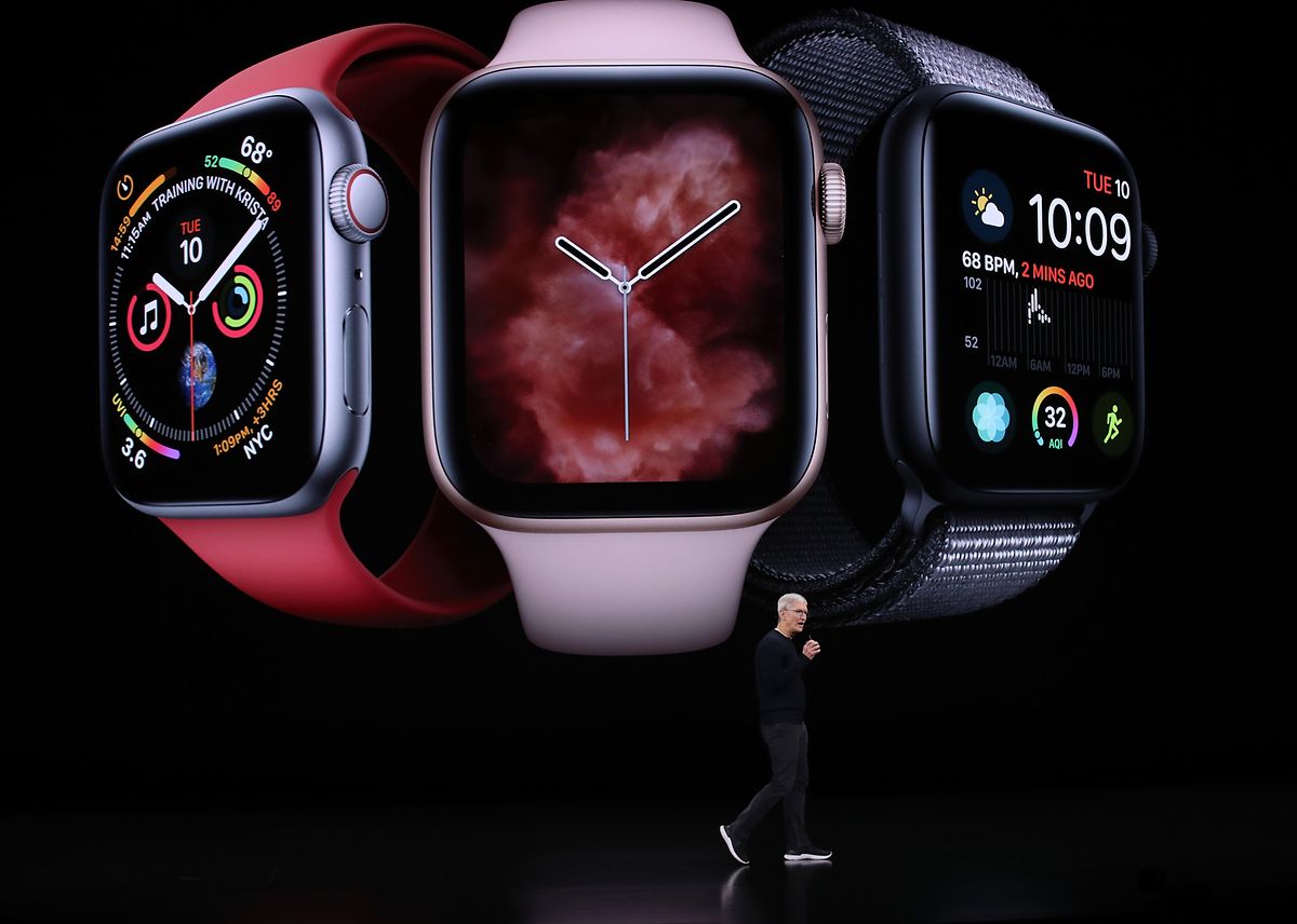  Dank eines stromsparenden Displays kann der Bildschirm der Apple Watch künftig dauernd anbleiben.