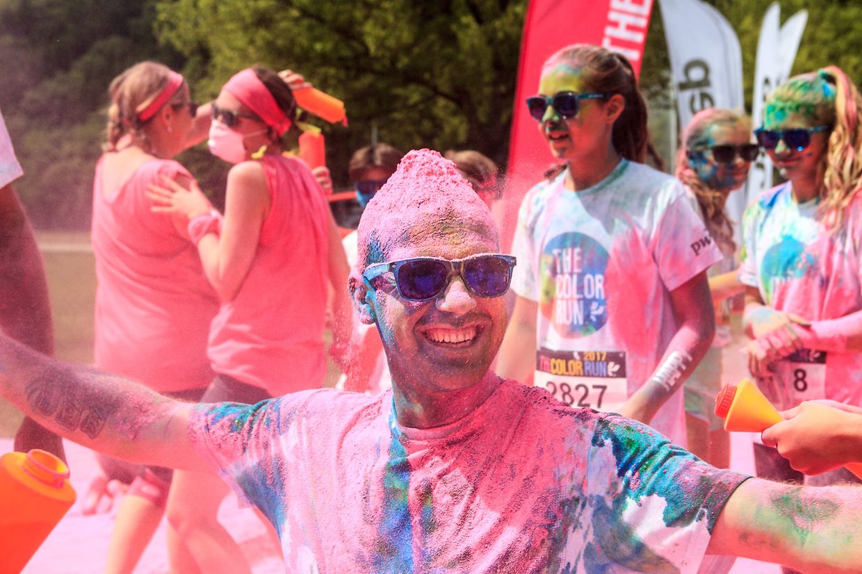 Color Run unicorn edition. Happiest 5k on the planet! Echternach 2017